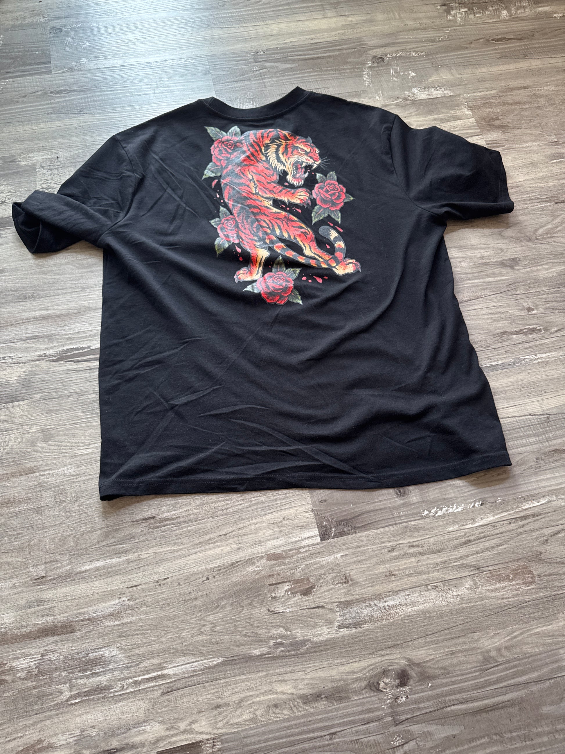 Akai Hana Akai Tsume Oversized heavyweight t-shirt